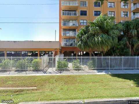 135Th, NORTH MIAMI, FL 33181