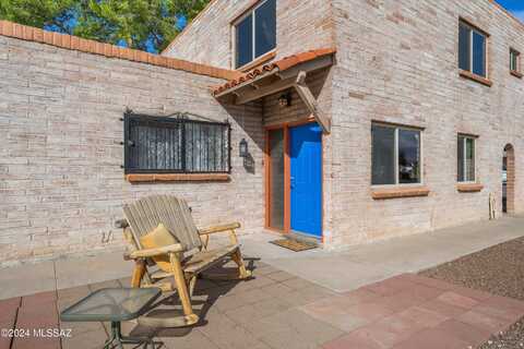 Calle La Paz, TUCSON, AZ 85715