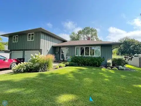 Oak, BRECKENRIDGE, MN 56520