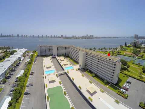 Lake Shore, WEST PALM BEACH, FL 33403