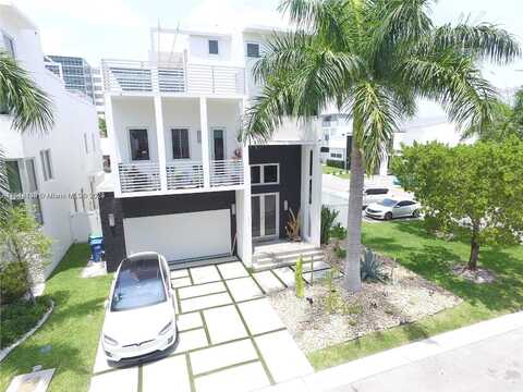 34Th, DORAL, FL 33122