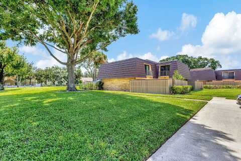 3Rd, PALM BEACH GARDENS, FL 33410