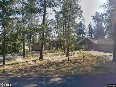 Vine Maple Ln # 7, Sunriver, OR 97707