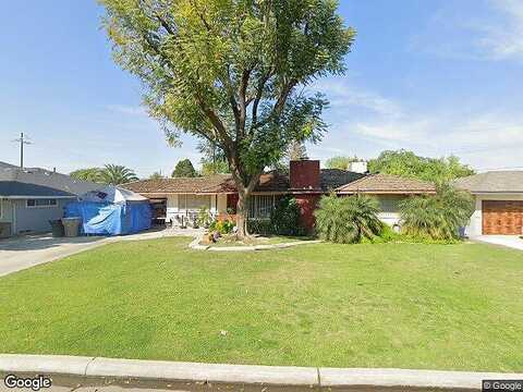 Spruce, BAKERSFIELD, CA 93301