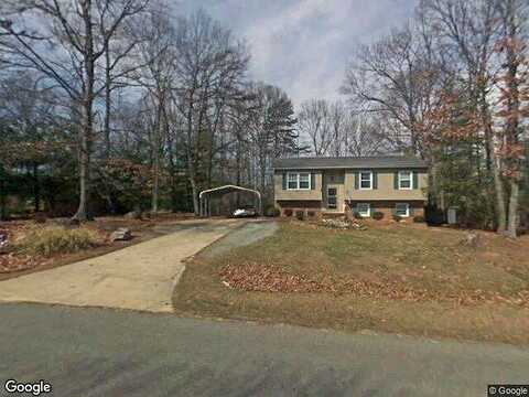 Oak Ridge, MOUNT AIRY, NC 27030