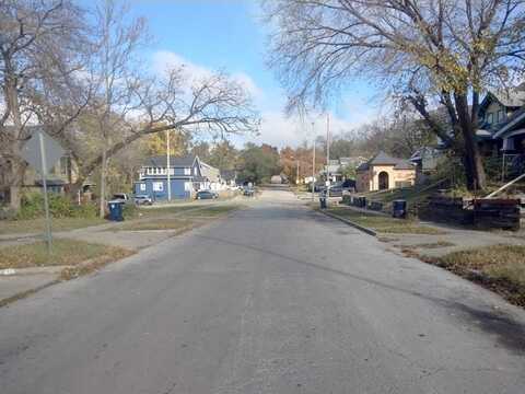 Benton, KANSAS CITY, MO 64130