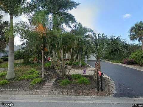 Forest Hills, NAPLES, FL 34113