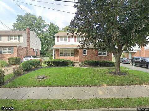 Allen, LANSDOWNE, PA 19050