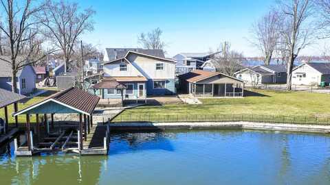 7868 Beech Avenue, Russells Point, OH 43348