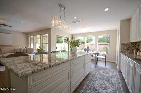2073 E WILDHORSE Drive, Chandler, AZ 85286