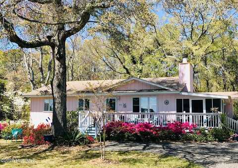 515 Shoreline Drive E, Sunset Beach, NC 28468