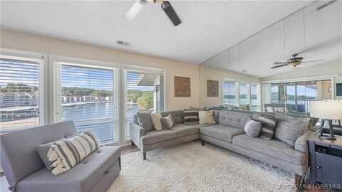 56 Branch Road unit: 343, Lake Ozark, MO 65049
