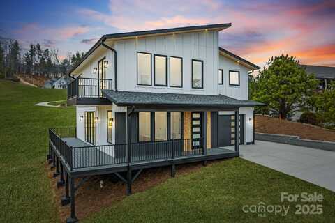 16 Lawson Ridge Road, Leicester, NC 28748