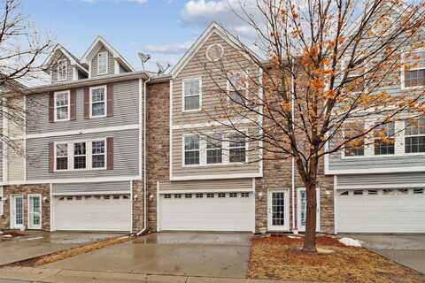325 NE Sandalwood Drive, Waukee, IA 50263