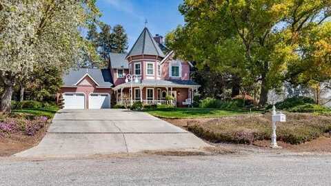 26189 Valerie Avenue, Madera, CA 93638