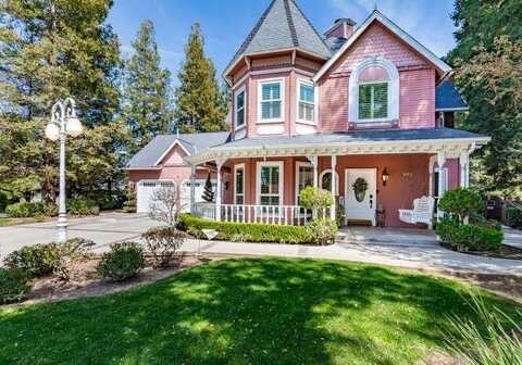 26189 Valerie Avenue, Madera, CA 93638