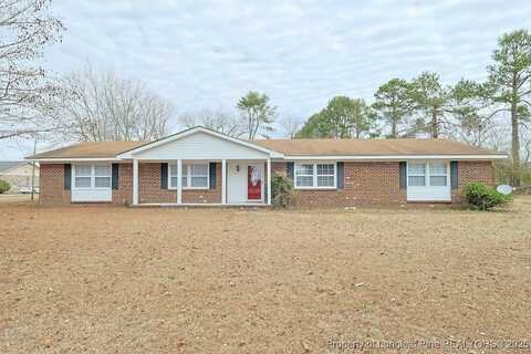 2879 County Line Rd, St Pauls, NC 28384