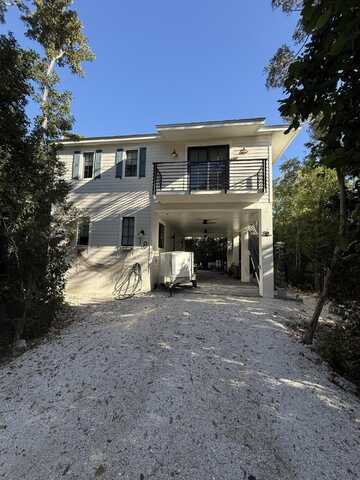 18 Coral Drive, Key Largo, FL 33037