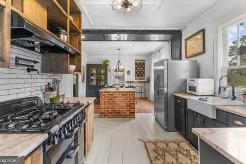 318 W South, Greensboro, GA 30642