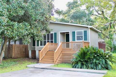 220 Circle Drive, Saint Simons Island, GA 31522