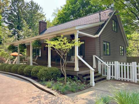 603 Campbell Road, Douglas, MI 49406