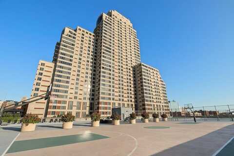 32 Campau Circle NW, Grand Rapids, MI 49503