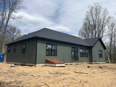 6897 Abbey Lane, Canadian Lakes, MI 49346