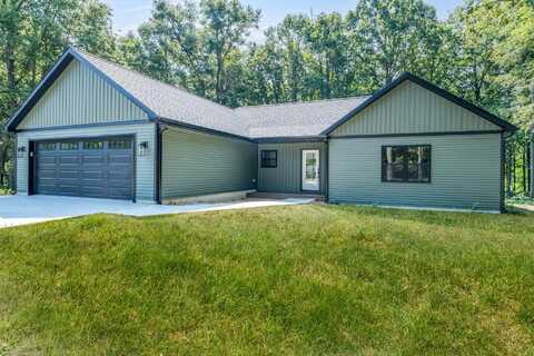 6897 Abbey Lane, Canadian Lakes, MI 49346