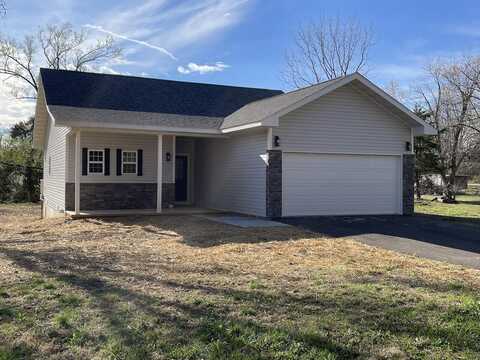 18 Hill South Street, Willow Springs, MO 65793