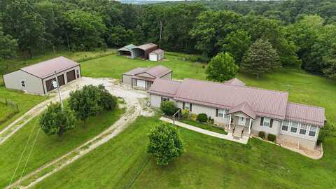 25 Golden Ponds Road, Urbana, MO 65767