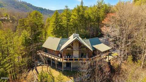 206 Cobblestone Way, Townsend, TN 37882