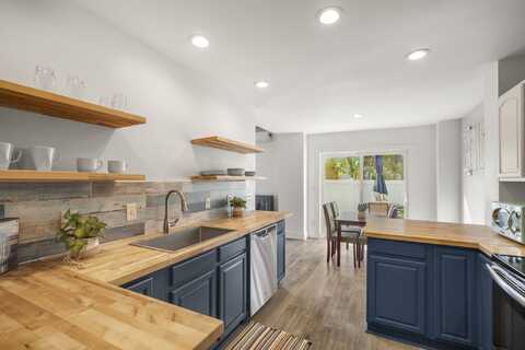 1964 HALEUKANA ST, Lihue, HI 96766
