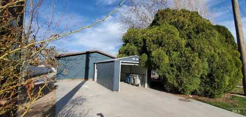 119 E Ithaca St, Caldwell, ID 83605