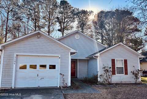 1104 Shroyer Circle, Jacksonville, NC 28540