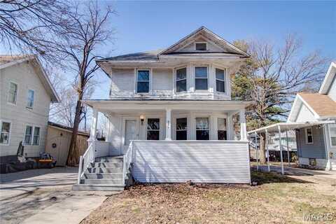 924 Johnson Street, Carlinville, IL 62626