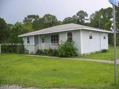 404 Jack Ave, Lehigh Acres, FL 33971
