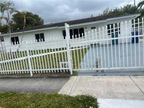 20 NE 215th St, Miami Gardens, FL 33179