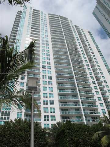951 Brickell Ave, Miami, FL 33131