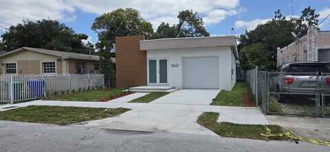 6821 NW 6th Ct, Miami, FL 33150