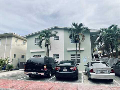 950 Biarritz Dr, Miami Beach, FL 33141