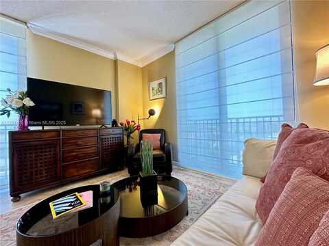 651 Okeechobee Blvd, West Palm Beach, FL 33401