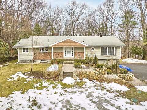 52 Gray Rd, Andover, MA 01810