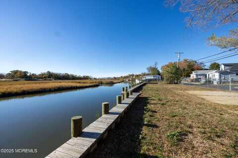 103 Creek Road, Keansburg, NJ 07734