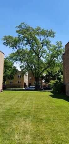 6654 N Artesian Avenue, Chicago, IL 60645