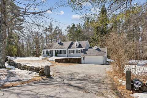 62 Foreside Road, Cumberland, ME 04110