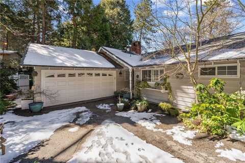 438 Valley Road, Crestline, CA 92325