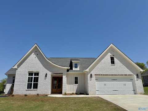 53 Tumbleweed Drive, Guntersville, AL 35976