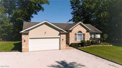 17650 Leggett Rd, Montville, OH 44064