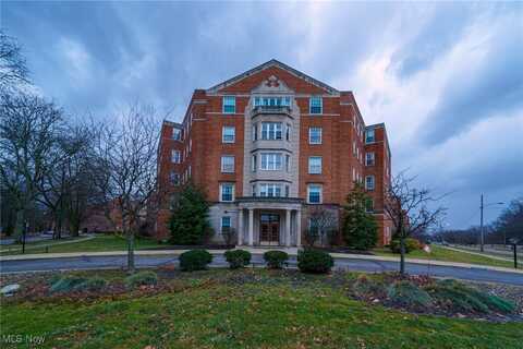 13800 Fairhill Road unit: 101, Shaker Heights, OH 44120