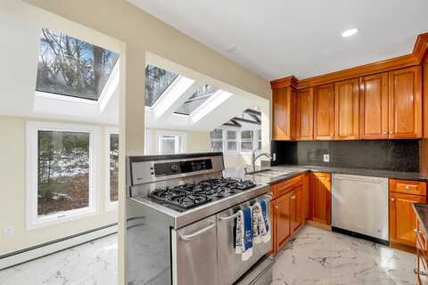 217 Liberty Hill Road, Bedford, NH 03110